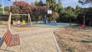 Inaugurata la nuova area giochi al Castellaccio