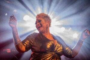 L’uragano blues e soul di J.J. Thames  ad Onda su Onda Music Festival, a San Vincenzo