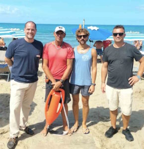 Bagnino salva un 14enne dal mare, i ringraziamenti del sindaco Paolo Riccucci