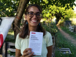 “Alberi fermiamo la mattanza”, Linda Maggiori presenta il libro-inchiesta sulla tutela del verde