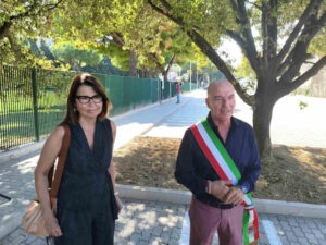 Aperta la nuova area di sosta tra via Terreni e via Zola 160 posti scooter e 30 nuovi posti auto