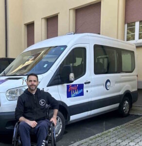 Il lavoro come nuova autonomia, Victor assunto come autista. In Associazione: abbiamo rotto gli schemi